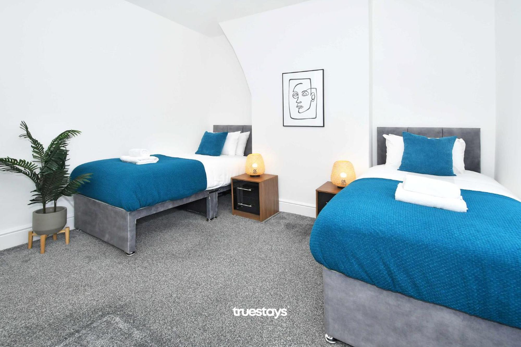 Gilman House By Truestays - 4 Bedroom House In Stoke-On-Trent Etruria Kültér fotó